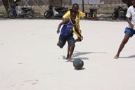 ... et leurs talents de footballeur — Bénin et Togo