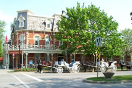 Visite du village "Niagara on the Lake" — souvenir du voyage au Canada