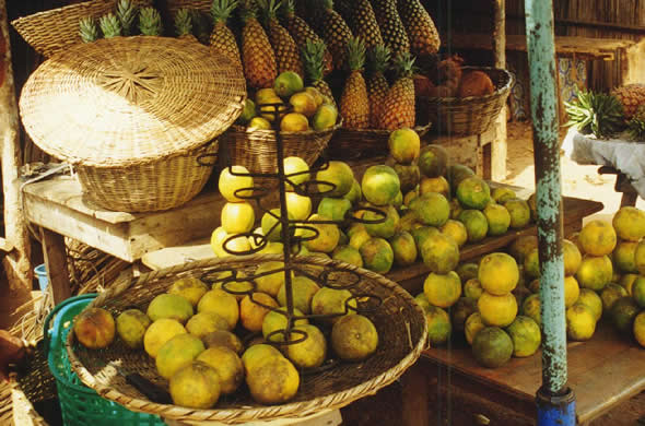 Des échaffaudages insolites — Sourires d’Afrique