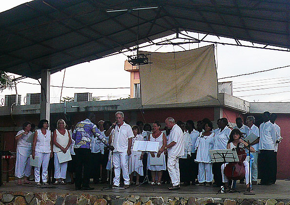 Concert au Centre Culturel "Akuna-Matata" à Lomé — Sur un air du Togo