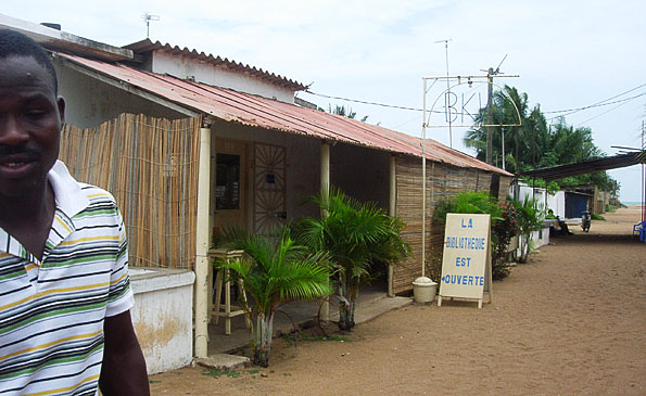 La Bibliothèque — Sur un air du Togo