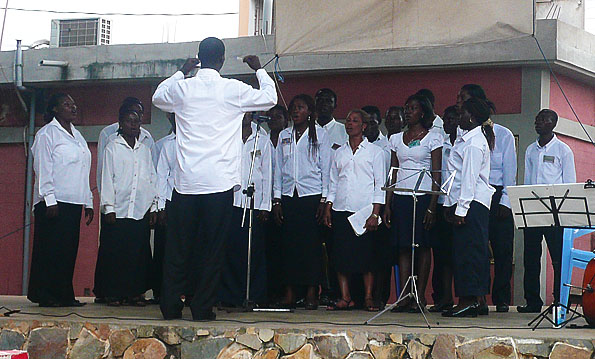 Concert au Centre Culturel "Akuna-Matata" à Lomé — Sur un air du Togo