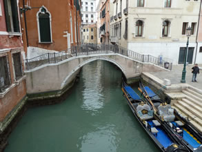 Les ponts vénitiens — Venise