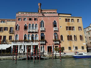 Le Grand canal — Venise