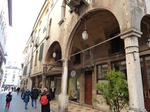 Bassano del Grappa — Venise
