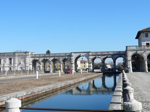 Piazzola sul Brenta   (Padova)  - Villa Contarini — Venise